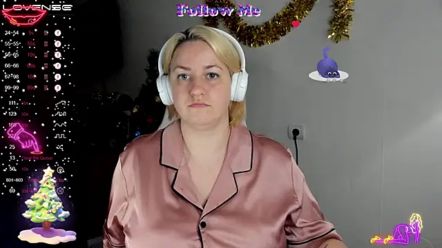 Snapshot of Christen_John_lover chatting on 01.12.25 Christen John lover online show from 01.12.25