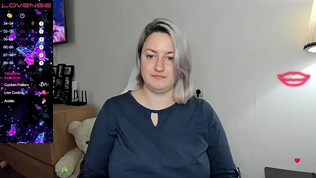 Snapshot of Christen_John_lover chatting on 02.23.25 Christen John lover online show from 02.23.25