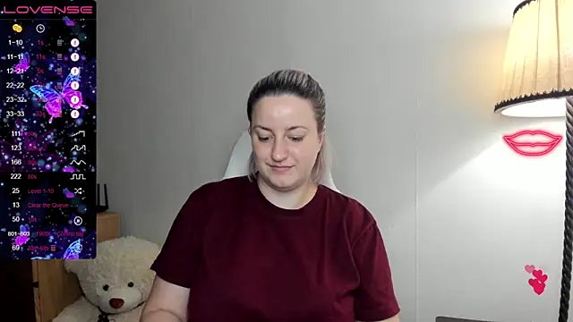 Snapshot of Christen_John_lover chatting on 02.26.25 Christen John lover online show from 02.26.25