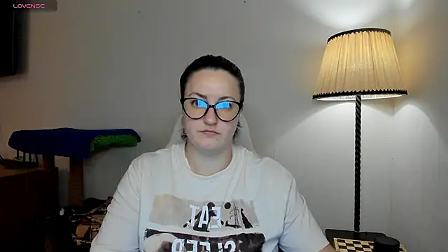 Snapshot of Christen_John_lover chatting on 10.15.25 Christen John lover online show from 10.15.25