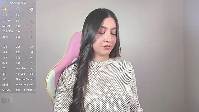 alice-love1 online show from 12.15.24