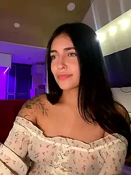 Snapshot of DaphneUwu chatting on 12.02.24 DaphneUwu online show from 12.02.24