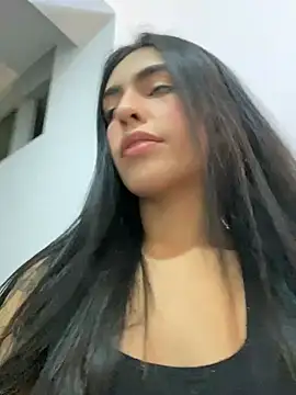 DaphneUwu online show from 03.25.26