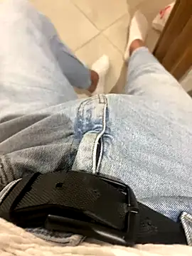 amyalaruz34ist online show from 11.04.25