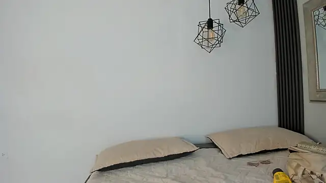 kristyl paez online show from 04.06.26