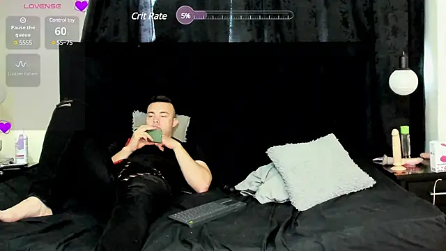 Snapshot of lissandthor13 chatting on 01.14.25 lissandthor13 online show from 01.14.25