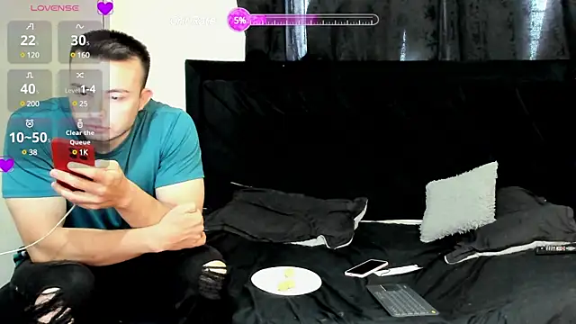 Snapshot of lissandthor13 chatting on 02.11.25 lissandthor13 online show from 02.11.25