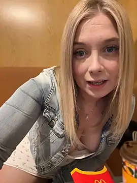 CherryAuroraa online show from 01.09.25