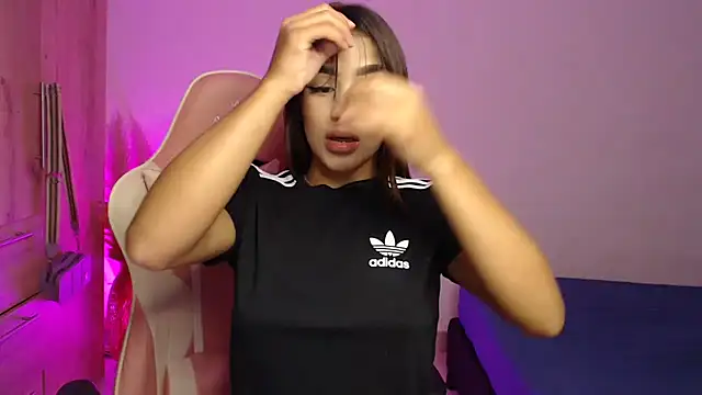 GiltRosebush online show from 01.10.25