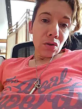 Snapshot of Lina_lou4 chatting on 12.03.24 Lina lou4 online show from 12.03.24