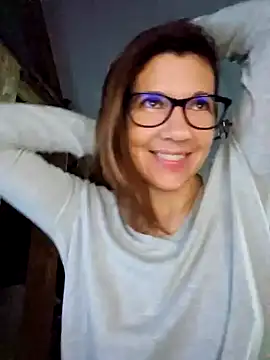 Snapshot of Lina_lou4 chatting on 12.13.24 Lina lou4 online show from 12.13.24