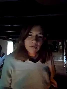 Snapshot of Lina_lou4 chatting on 12.19.24 Lina lou4 online show from 12.19.24