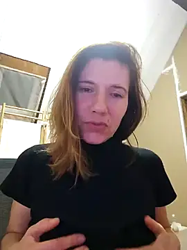 Snapshot of Lina_lou4 chatting on 01.04.25 Lina lou4 online show from 01.04.25