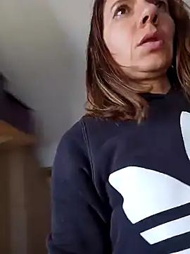 Snapshot of Lina_lou4 chatting on 01.12.25 Lina lou4 online show from 01.12.25