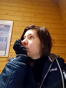 Snapshot of Lina_lou4 chatting on 01.21.25 Lina lou4 online show from 01.21.25