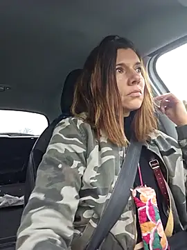 Snapshot of Lina_lou4 chatting on 02.26.25 Lina lou4 online show from 02.26.25