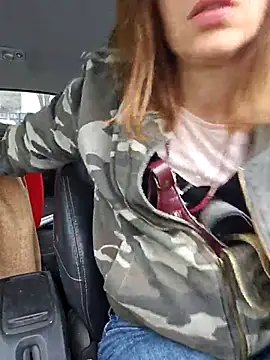 Snapshot of Lina_lou4 chatting on 02.27.25 Lina lou4 online show from 02.27.25