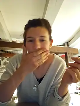 Snapshot of Lina_lou4 chatting on 03.04.25 Lina lou4 online show from 03.04.25