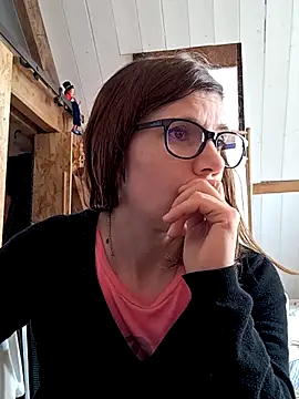 Snapshot of Lina_lou4 chatting on 03.13.25 Lina lou4 online show from 03.13.25