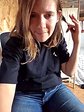 Snapshot of Lina_lou4 chatting on 09.08.25 Lina lou4 online show from 09.08.25