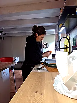 Snapshot of Lina_lou4 chatting on 09.11.25 Lina lou4 online show from 09.11.25