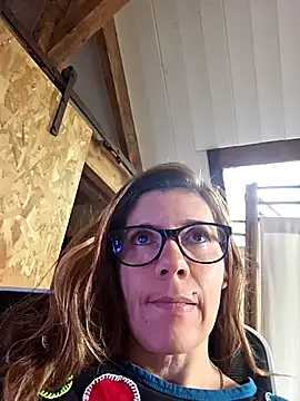 Snapshot of Lina_lou4 chatting on 09.22.25 Lina lou4 online show from 09.22.25