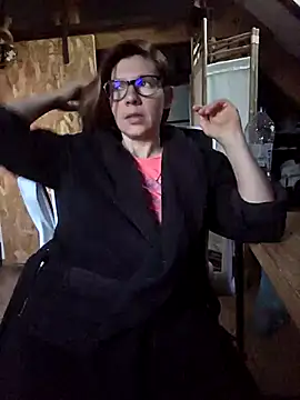 Snapshot of Lina_lou4 chatting on 09.30.25 Lina lou4 online show from 09.30.25