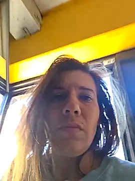 Snapshot of Lina_lou4 chatting on 10.13.25 Lina lou4 online show from 10.13.25