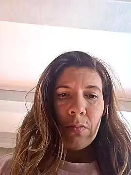 Snapshot of Lina_lou4 chatting on 11.05.25 Lina lou4 online show from 11.05.25