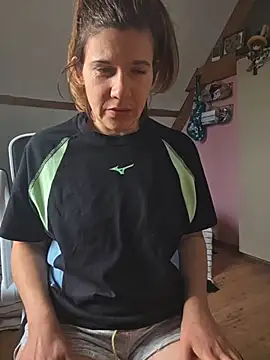 Snapshot of Lina_lou4 chatting on 11.24.25 Lina lou4 online show from 11.24.25