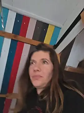 Snapshot of Lina_lou4 chatting on 11.29.25 Lina lou4 online show from 11.29.25