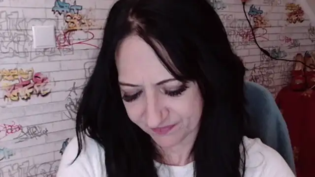 DebraMilf online show from 07.02.26