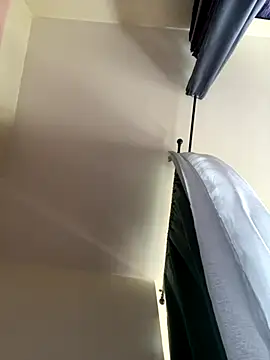 Snapshot of SuzieWanKenobi chatting on 09.14.25 SuzieWanKenobi online show from 09.14.25