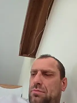 Roman0798 online show from 10.25.25