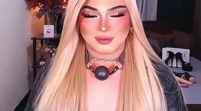 Snapshot of Bitch_Fowler69 chatting on 01.12.25 Bitch Fowler69 online show from 01.12.25