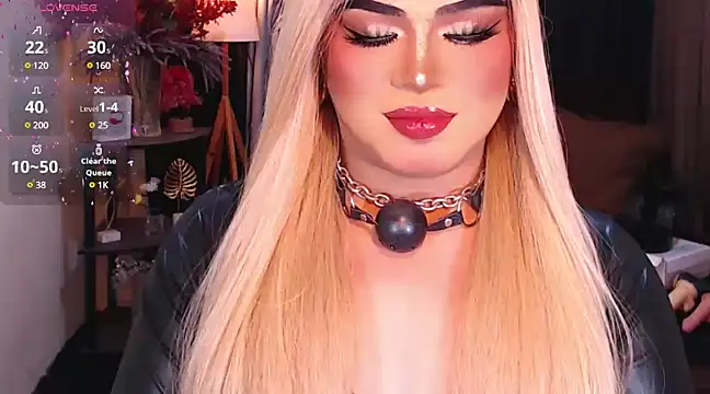 Snapshot of Bitch_Fowler69 chatting on 03.13.25 Bitch Fowler69 online show from 03.13.25