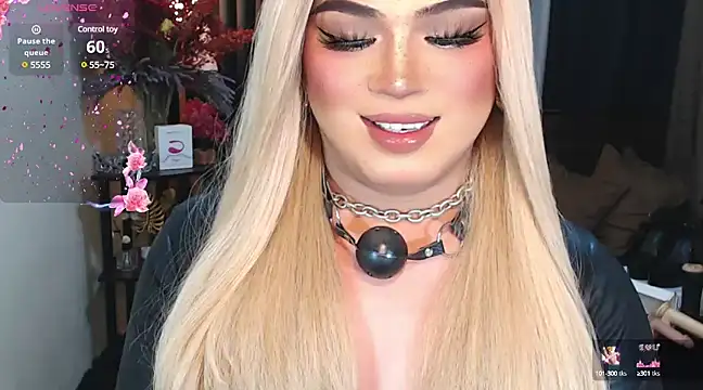 Snapshot of Bitch_Fowler69 chatting on 03.20.25 Bitch Fowler69 online show from 03.20.25