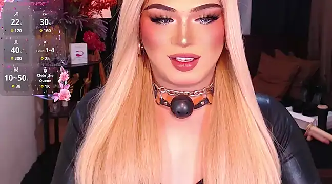 Snapshot of Bitch_Fowler69 chatting on 03.21.25 Bitch Fowler69 online show from 03.21.25