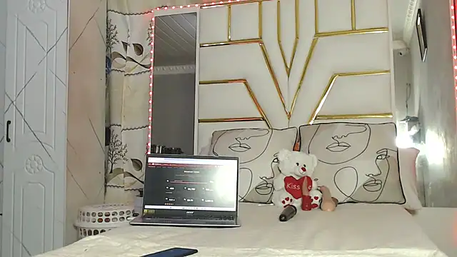 SexyyNana online show from 11.04.25