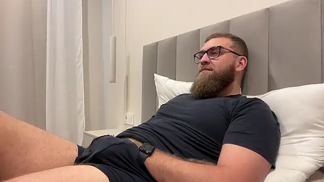 Bear bear  online show from 11.14.25