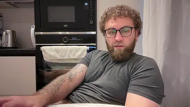 Bear bear  online show from 06.30.26
