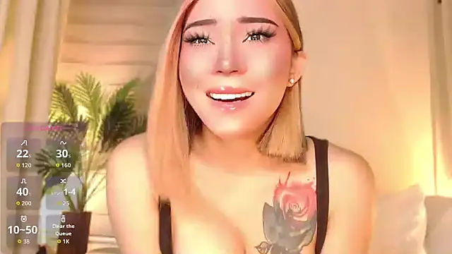 Snapshot of Yourdreamcum_ts chatting on 09.22.25 Yourdreamcum ts online show from 09.22.25