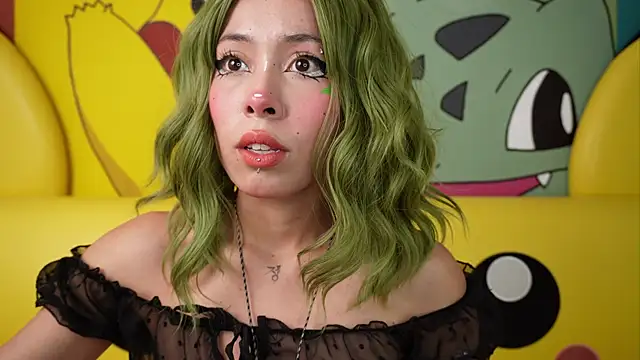 miss  maria online show from 11.13.25