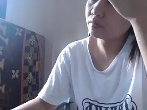 xTheLastVIRGINx online show from 01.19.25