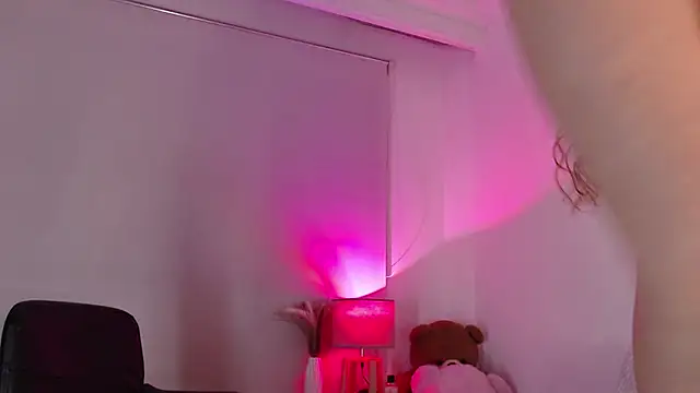 Coffee Dreams online show from 12.02.25