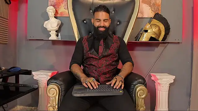 Snapshot of BeardAndrew chatting on 01.05.25 BeardAndrew online show from 01.05.25