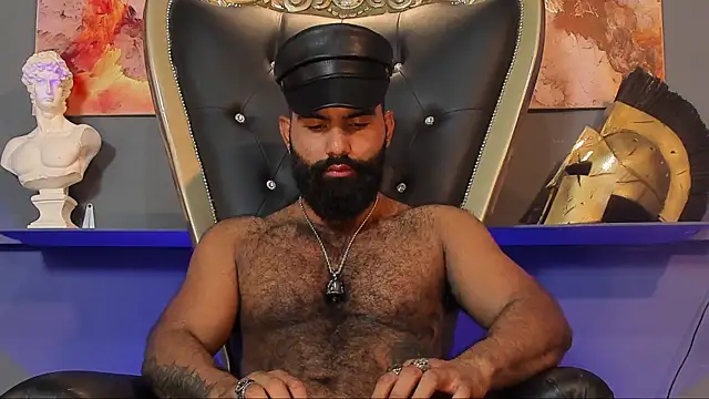 Snapshot of BeardAndrew chatting on 02.06.25 BeardAndrew online show from 02.06.25