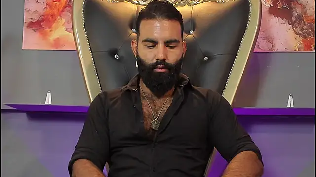 Snapshot of BeardAndrew chatting on 03.15.25 BeardAndrew online show from 03.15.25