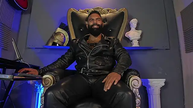 Snapshot of BeardAndrew chatting on 09.12.25 BeardAndrew online show from 09.12.25