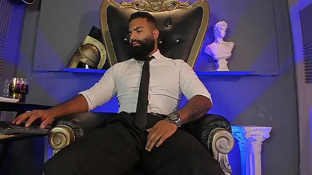 Snapshot of BeardAndrew chatting on 09.18.25 BeardAndrew online show from 09.18.25